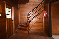 Erdgeschoss, Treppe in das Obergeschoss. Beispiel für die gestalterische Durchdringung aller Bauteile. / Ehem. Haus Gugel, abgegangen in 70193 Stuttgart, Stuttgart-West (05.12.2014)