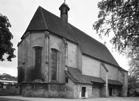 Sankt Leonhard, , 1340/1341, Schwäbisch Gmünd, Aalener Straße 2
 / St. Leonhardskapelle in 73525 Schwäbisch Gmünd (02.03.1992 - Foto Marburg, Foto: Hajdu, Rose;
Aufnahme-Nr. rhsgm01-5-01;; Aufn.-Datum: 1992;
Fotoinhalt: Von Nordosten)