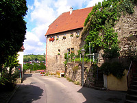 Ansicht von Osten / Steinhaus, Torhaus, jetzt Wohnhaus in 74354 Besigheim (12.07.2007 - Denkmalpflegerischer Werteplan, Gesamtanlage Besigheim, Regierungspräsidium Stuttgart)