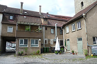 Hof und Rückseite von Gebäude Hauptstraße 30 mit Anbau und Stallung / Wohn- und Geschäftshaus in 74354 Besigheim (16.07.2016 - M.Haußmann)