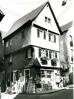 vor 1980 - Ansicht von Westen / Wohnhaus in 74354 Besigheim (M. Haußmann)