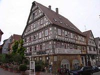 Südostseite  / Wohnhaus, Gasthaus (Apotheke) in 74354 Besigheim (Denkmalpflegerischer Werteplan,  Gesamtanlage Besigheim  Regierungspräsidium Stuttgart)