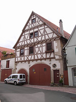 Ansicht von Norden / Wohnhaus, Stiftsscheuer (Fruchtkasten) in 74354 Besigheim (Denkmalpflegerischer Werteplan, Gesamtanlage Besigheim, Regierungspräsidium Stuttgart)