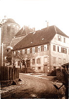 Historische Aufnahme, Ansicht von Westen / Wohnhaus (ehem. Pfarrhaus) in 74354 Besigheim (ca. 1930 - Stadtarchiv Besigheim)