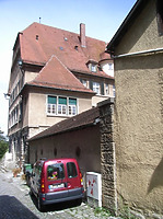 Westseite  aus der Schlossgasse / Verwaltungsgebäude (ehem. Oberamt) in 74354 Besigheim (2007 - Denkmalpflegerischer Werteplan,  Gesamtanlage Besigheim  Regierungspräsidium Stuttgart)