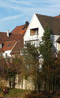 Ansicht von der Enz - von Westen / Wohnhaus mit Scheune in 74354 Besigheim (2016 - M. Haußmann)