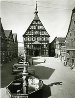 Blick nach Westen um 1950 / Marktplatz in 74354 Besigheim (Stadtarchiv Besigheim)