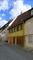 Westliche Traufseite / Wohnhaus in 89143 Blaubeuren (03.05.2020 - Christin Aghegian-Rampf)