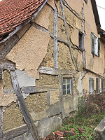 Westfassade. Zustand 2017. / Wohnstallhaus in 72660 Beuren (19.4.2017 - Martin Schweizer, Beuren.)