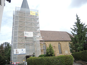 Ansicht der Albankirche von Süden (2021) / Evangelische Pfarrkirche St. Alban in 74078 Heilbronn-Frankenbach (04.08.2021 - Markus Numberger, Esslingen)