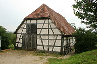 Schafstall im FLM Beuren; westlche Giebelseite / Schafstall aus Schlaitdorf in 72667 Schlaitdorf (02.09.2011 - Becker_priv)