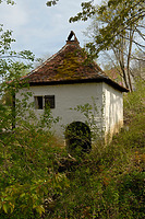 Wasch- und Backhaus aus Sielmingen im FLM Beuren / Wasch- und Backhaus in 70794 Filderstadt-Sielmingen (http://www.freilichtmuseum-beuren.de/museum/rundgang/back--und-waschhaus-aus-sielmingen/)