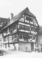 Humpishaus oder auch Neideggsches Haus an der Humpis- Ecke Roßbachstraße; Humpisstraße 5 (Aufnahme: 1. Hälfte 20. Jh.) / Humpis-Quartier in 88212 Ravensburg (Neg. Nr. LDA Stuttgart 303 (13x18); Bildindex Foto Marburg)